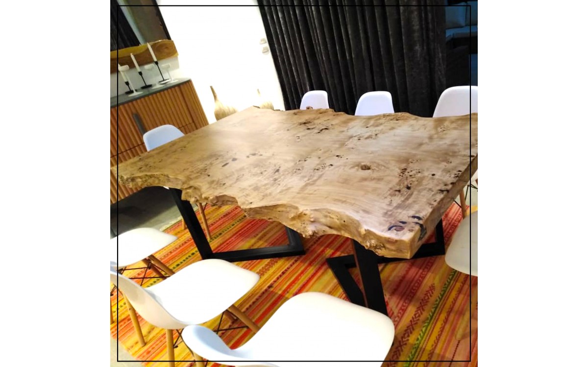 Mappa Burl dining table 