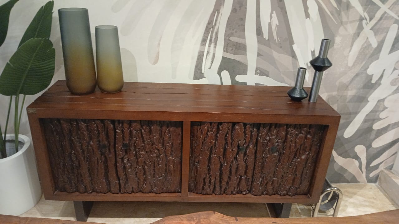 WhatsApp Image 2025-08-26 at 13.18.52_bee71d09 White oak - Buffet - Image 1